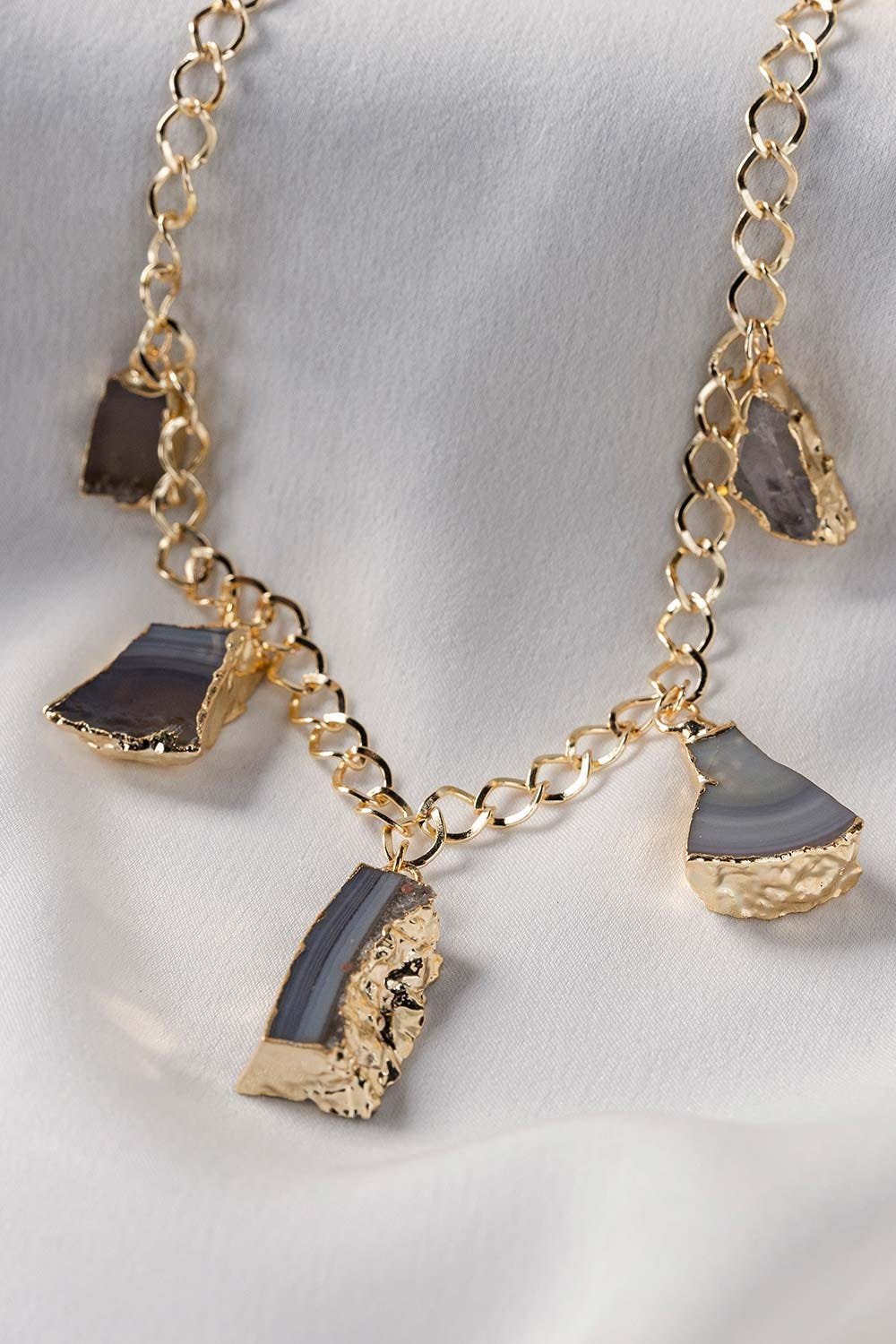 66667575746432.jpg Royalty Necklace - Image 1